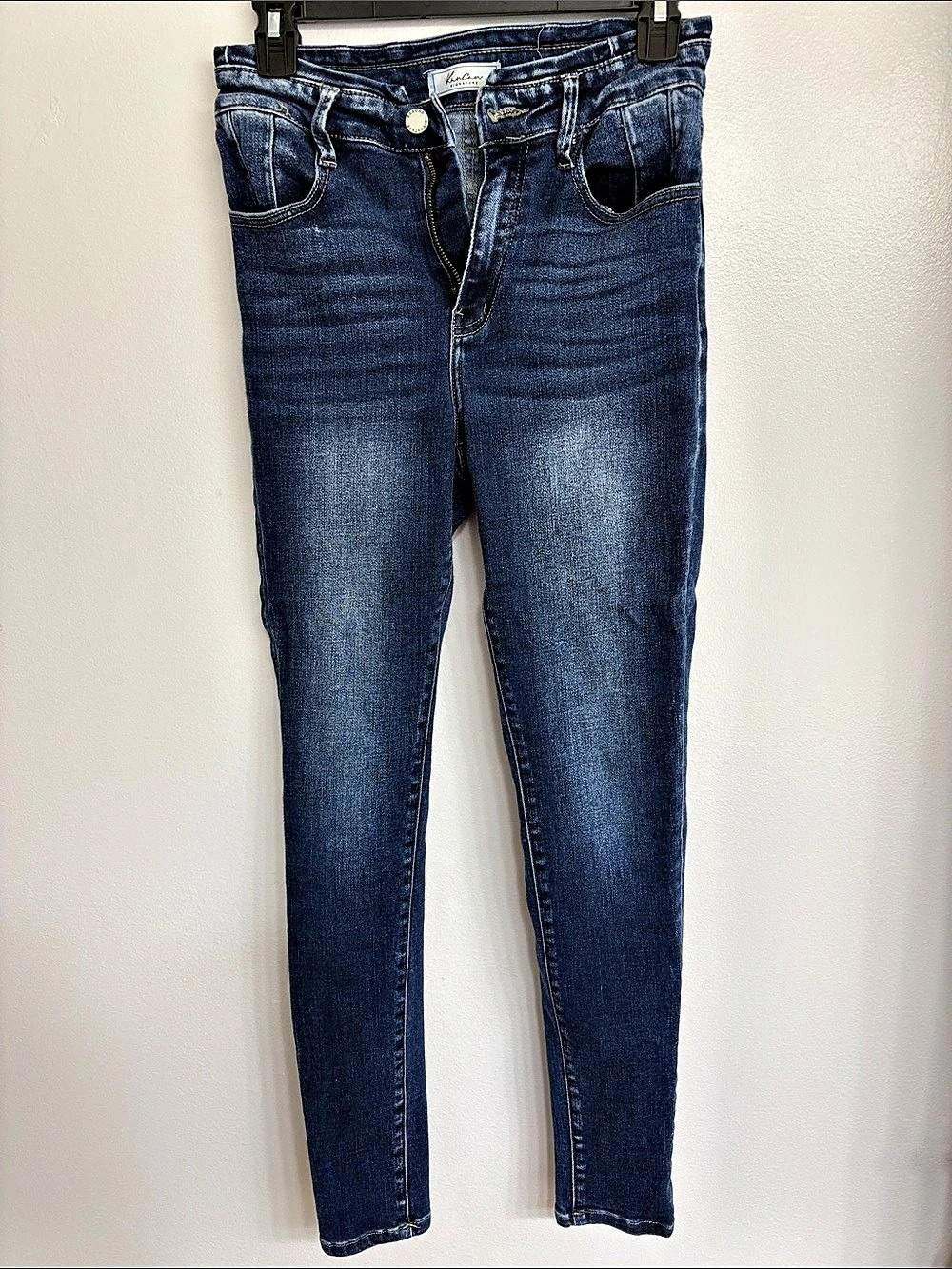 KanCan Women's Skinny Jeans in Blue Like New